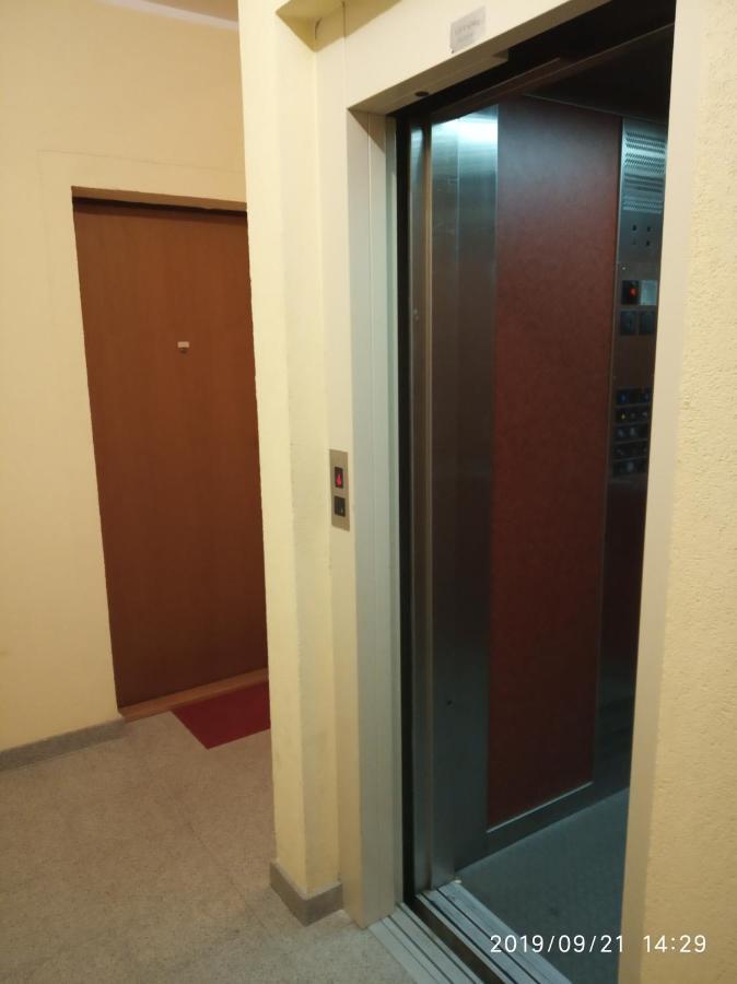 Vlado Apartment Vs ベオグラード エクステリア 写真